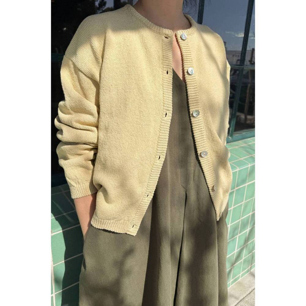 NEW LE BON SHOPPE women's leila cardigan in custard - Picture 2 of 3